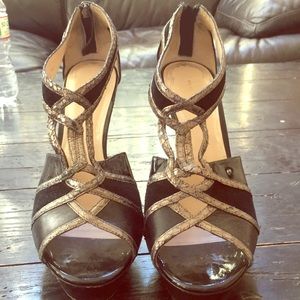 Elie Tahari Black and Silver Heels